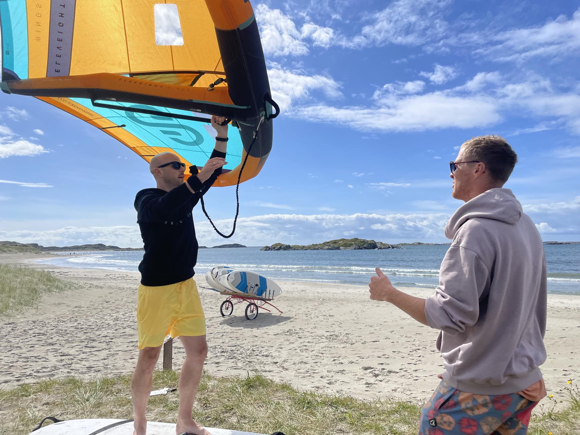 Wingfoil-kurs på stranden på Lista